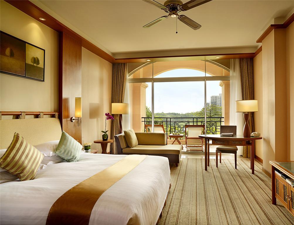 Hillview Golf Resort Dongguan Донгуан Стая снимка